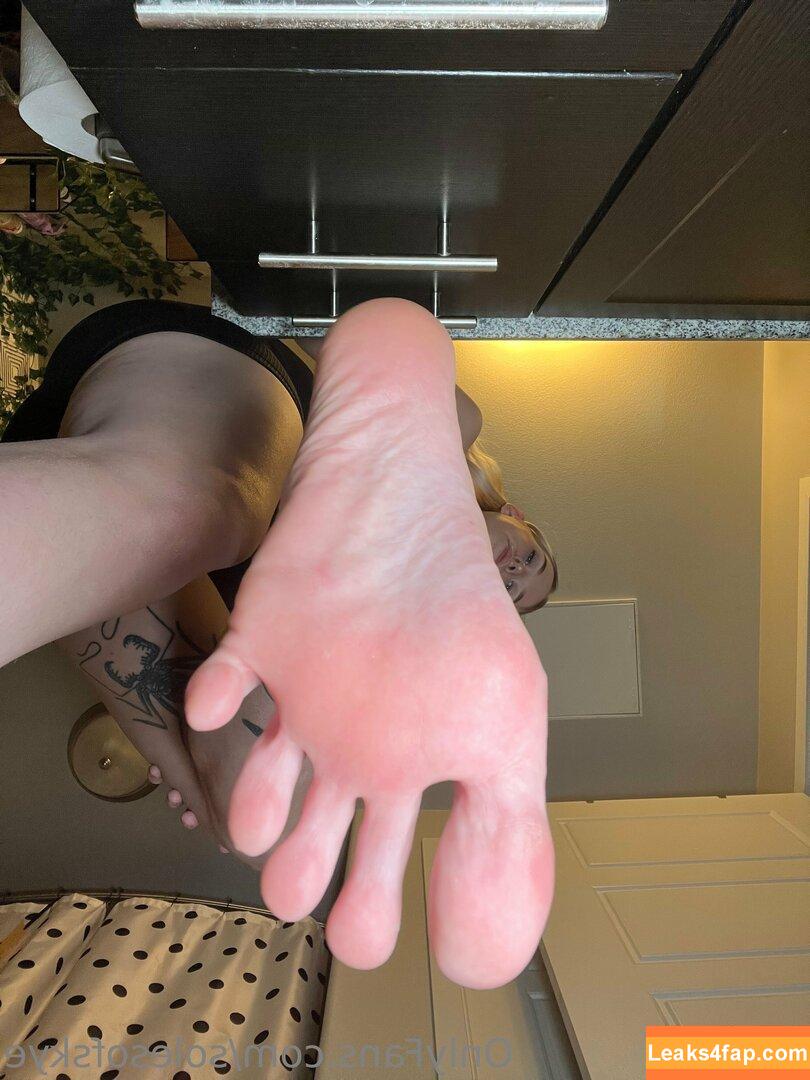 solesofskye / SkyeSoles / feetphotossss leaked photo photo #0083