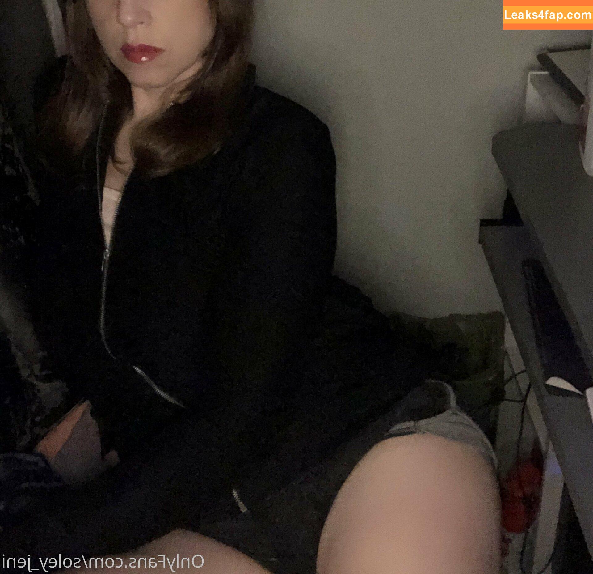 soley_jeni /  leaked photo photo #0015