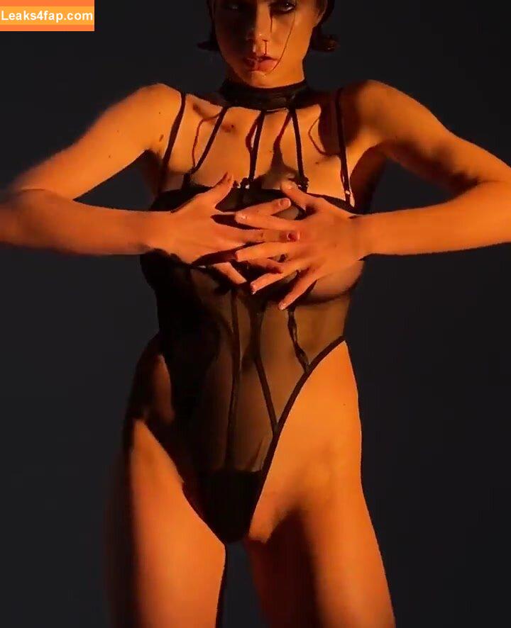 Solomia Maievska / miamaievska / solomia_maievska слитое фото фото #0263