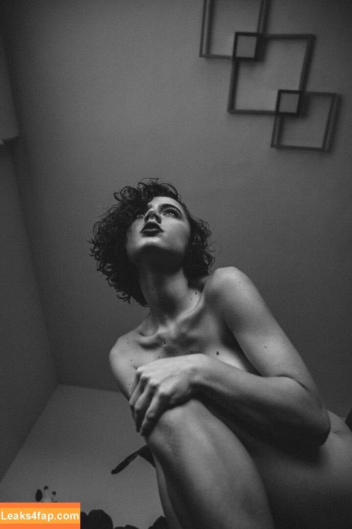 Solomia Maievska / miamaievska / solomia_maievska слитое фото фото #0369