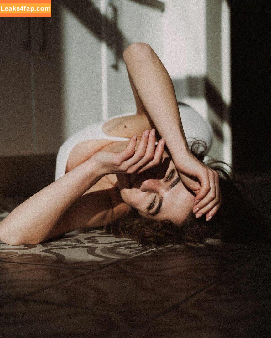 Solomia Maievska / miamaievska / solomia_maievska слитое фото фото #0384