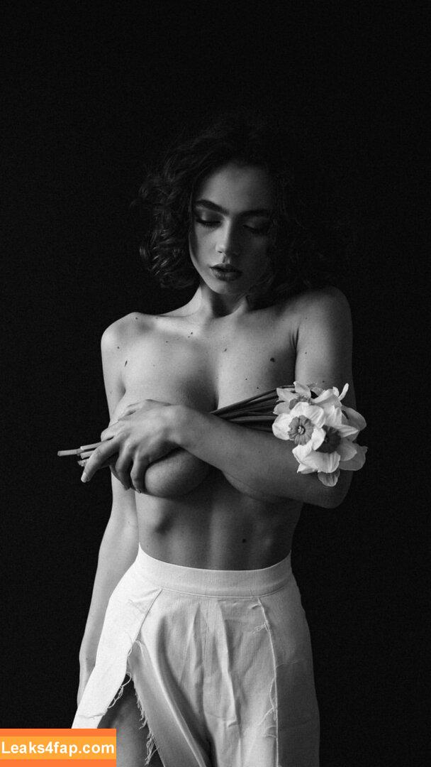 Solomia Maievska / miamaievska / solomia_maievska слитое фото фото #0752