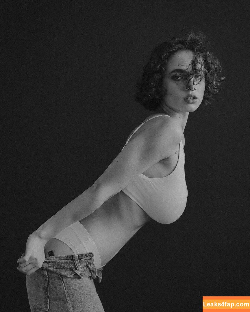 Solomia Maievska / miamaievska / solomia_maievska слитое фото фото #0860