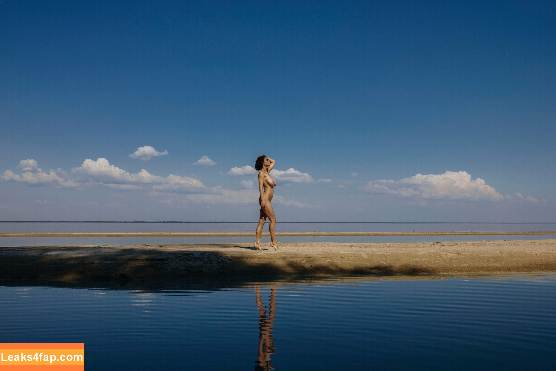 Solomia Maievska / miamaievska / solomia_maievska слитое фото фото #0924