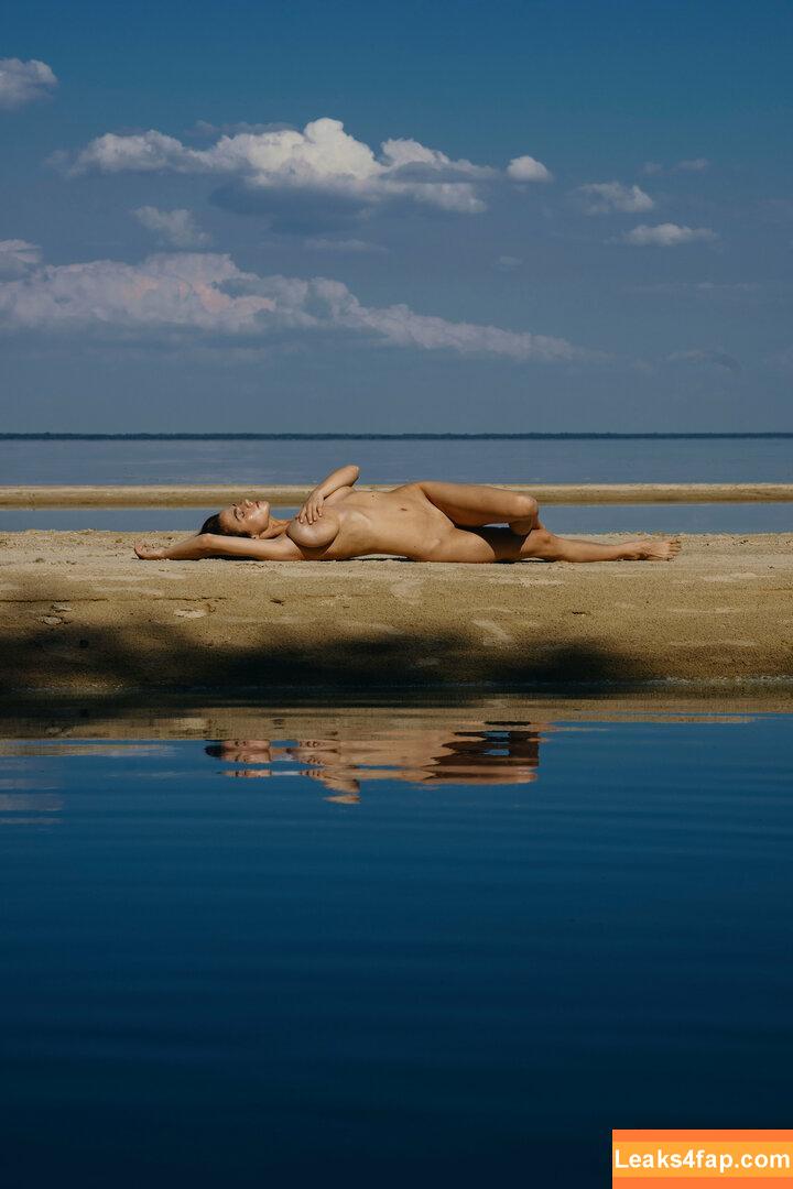 Solomia Maievska / miamaievska / solomia_maievska слитое фото фото #0932