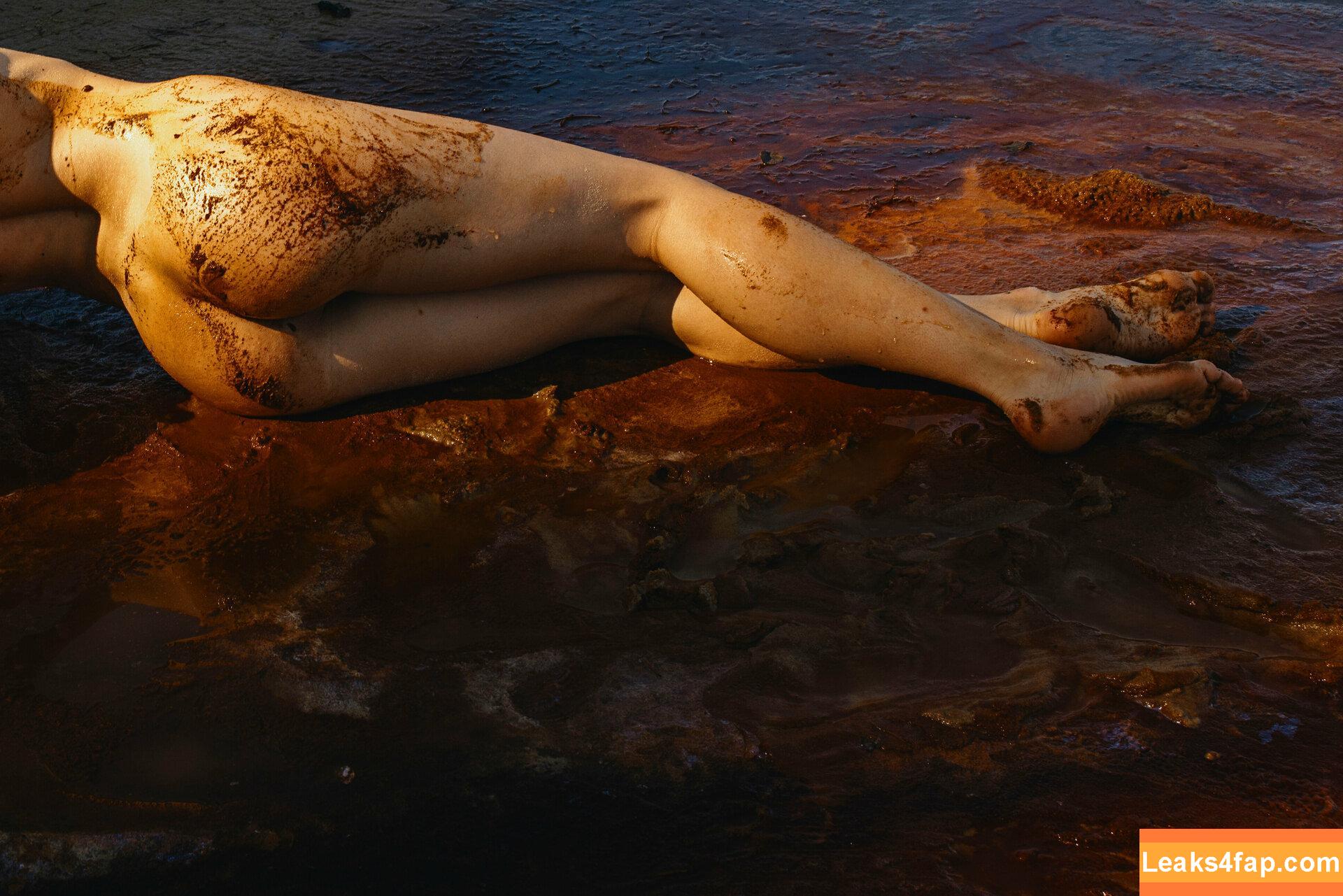 Solomia Maievska / miamaievska / solomia_maievska слитое фото фото #0941