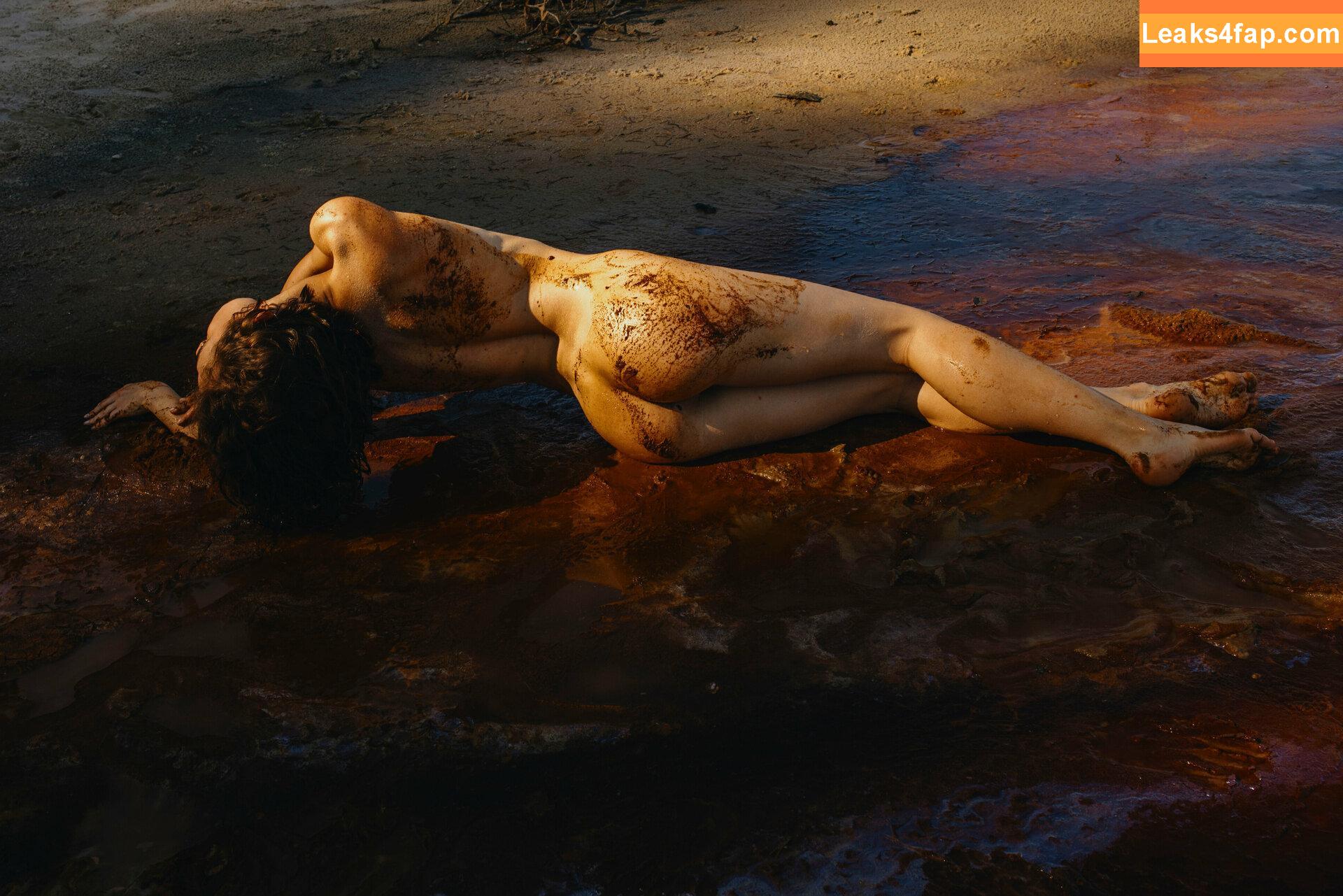 Solomia Maievska / miamaievska / solomia_maievska слитое фото фото #0949