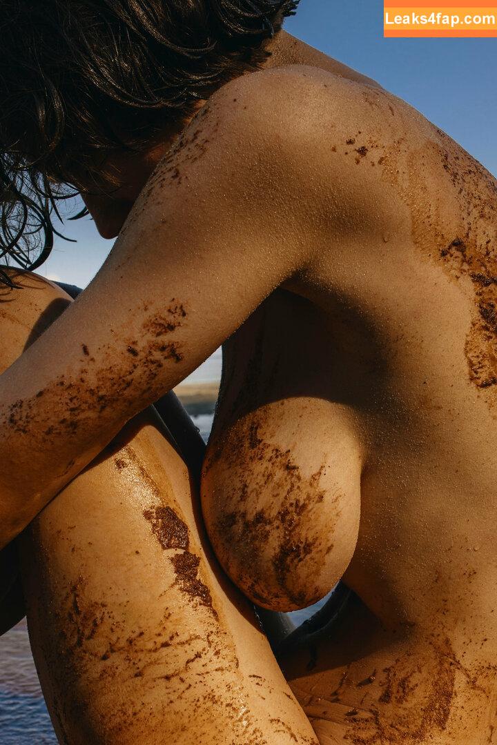 Solomia Maievska / miamaievska / solomia_maievska слитое фото фото #0990