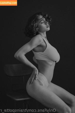 Solomia Maievska фото #1058