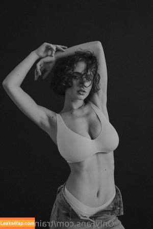 Solomia Maievska фото #1059