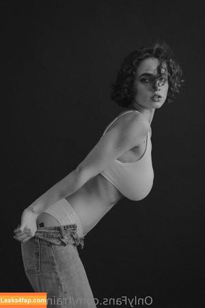 Solomia Maievska фото #1062