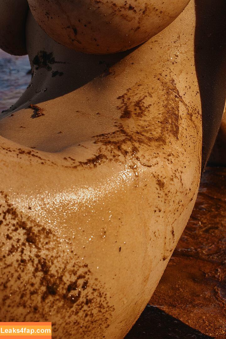 Solomia Maievska / miamaievska / solomia_maievska leaked photo photo #3440