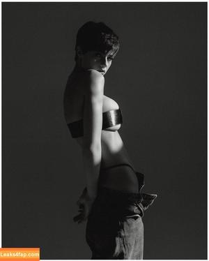 Solomia Maievska photo #3336