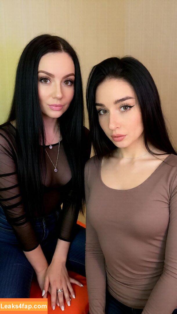 Some ASMRtist / asmrglow / asmrmaddy leaked photo photo #0627