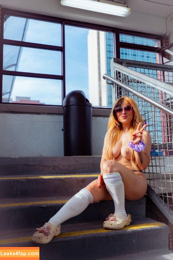 Some ASMRtist / asmrglow / asmrmaddy leaked photo photo #0786