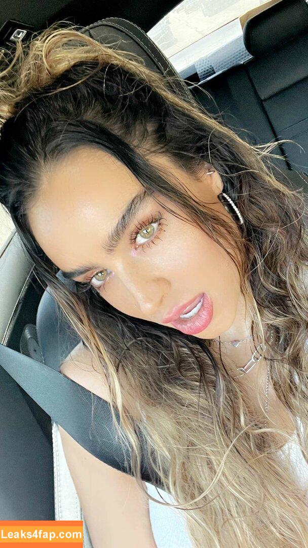 Sommer Ray / https: / sommer-ray / sommerray слитое фото фото #0805