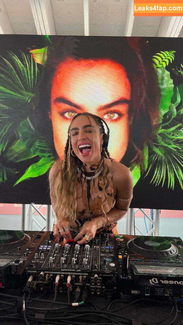 Sommer Ray / https: / sommer-ray / sommerray слитое фото фото #0828