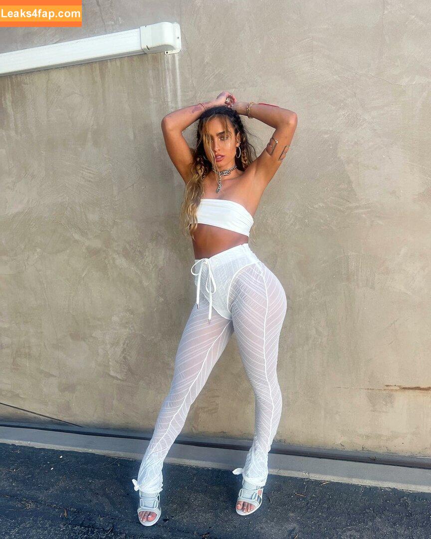 Sommer Ray / https: / sommer-ray / sommerray слитое фото фото #0844