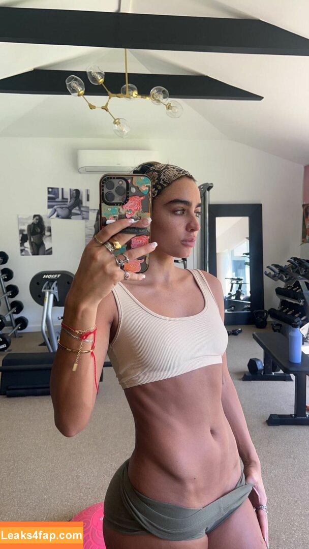 Sommer Ray / https: / sommer-ray / sommerray слитое фото фото #0866