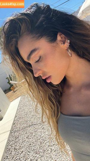 Sommer Ray фото #0923