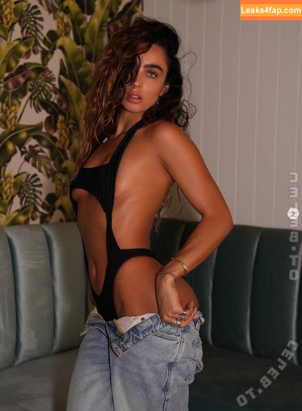 Sommer Ray / https: / sommer-ray / sommerray leaked photo photo #3579