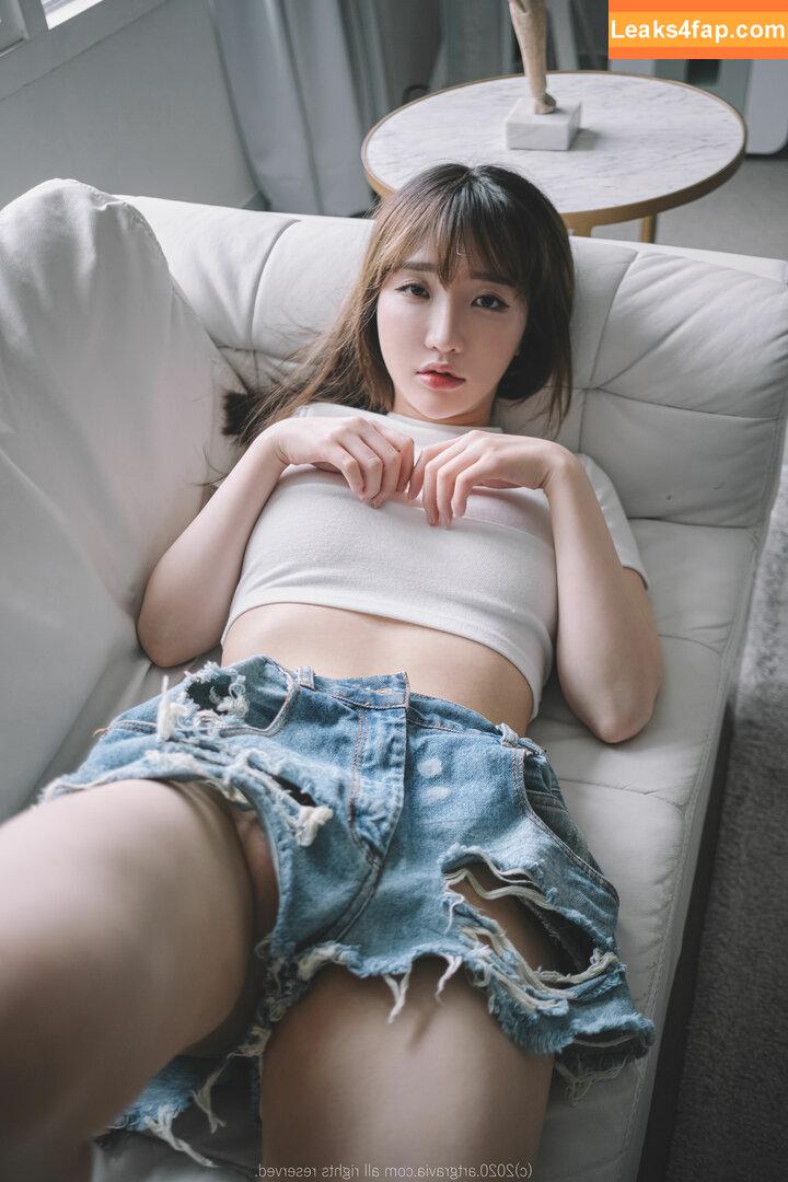 Son Ye Eun / BJ Eunsora 은소라 / Yenny / ye._eun_s2 / yeeny618 / yeeunz1 / 손예은 слитое фото фото #0166