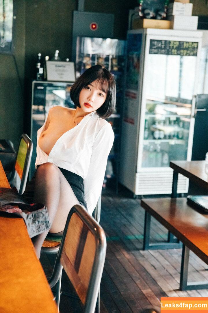 Son Ye Eun / BJ Eunsora 은소라 / Yenny / ye._eun_s2 / yeeny618 / yeeunz1 / 손예은 leaked photo photo #0213