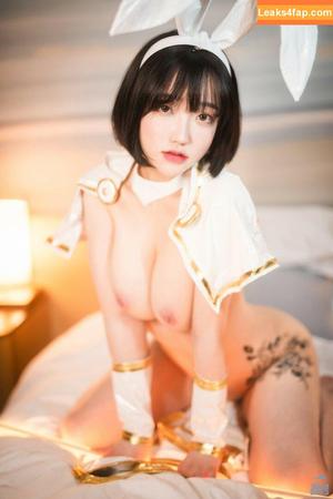 Son Ye Eun photo #0140