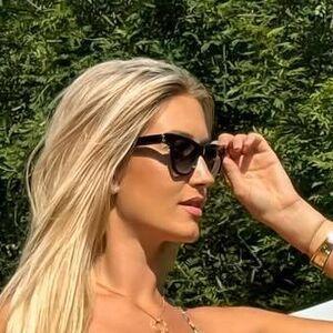 Sona Holenakova photo #0022