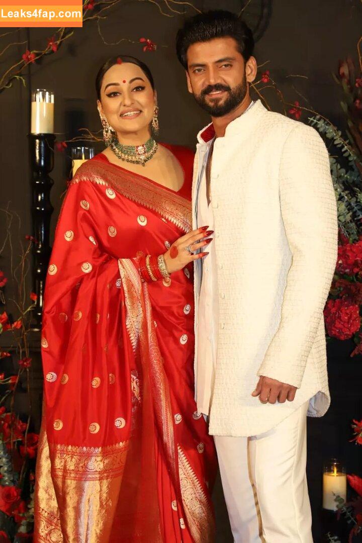 Sonakshi Sinha /  leaked photo photo #0009