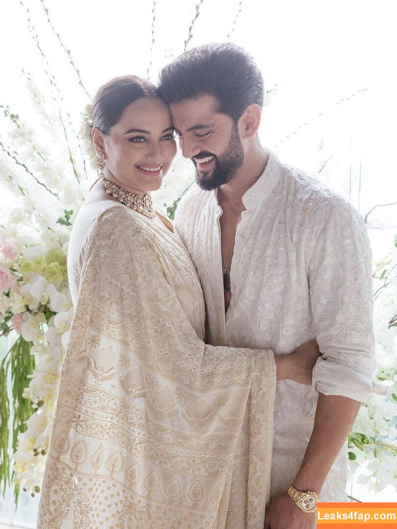 Sonakshi Sinha /  leaked photo photo #0014