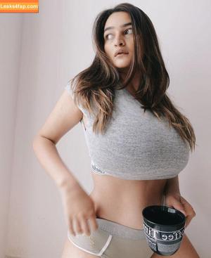 Sonali Malhotra photo #0022