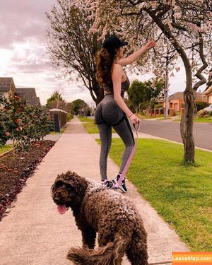 Sonia Ferraro photo #0032