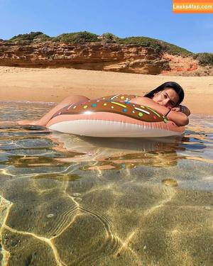 Sonia Podda photo #0002
