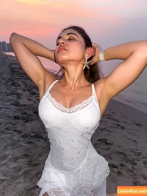 Soniya Singh Khatri photo #0036