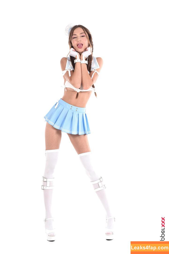 Sonya Blaze / SonyaBlazeonly / sonyablaze / sonyacaresaboutyou слитое фото фото #0019