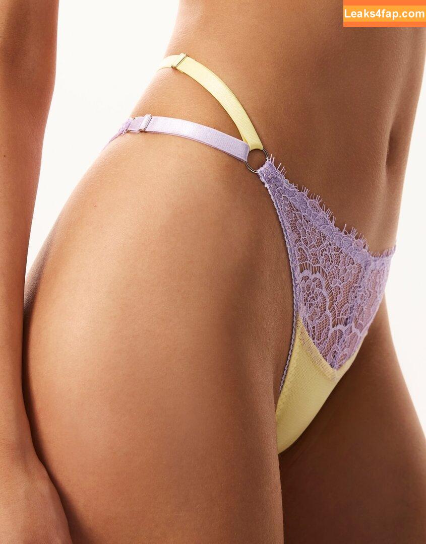 Sonya Zoloeva / Model / sonyazoloeva слитое фото фото #0191