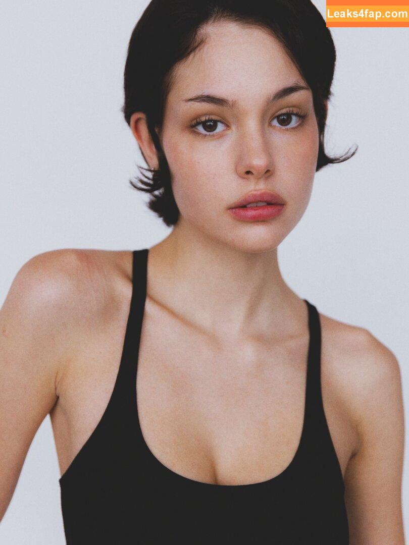 Sonya Zoloeva / Model / sonyazoloeva слитое фото фото #0366