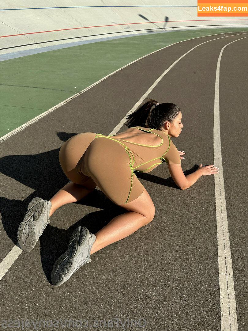 sonyajess / sonyas_world_ leaked photo photo #0005