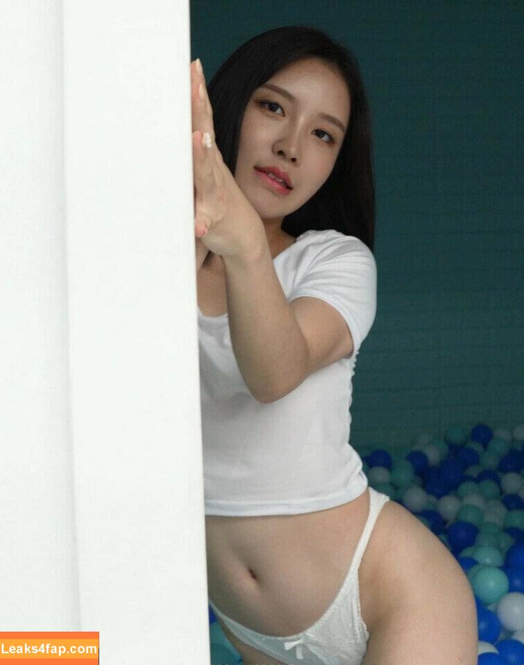 Soo Hee / shesayssoooo / xeesoxee / 수희 [AV Actress] leaked photo photo #0009