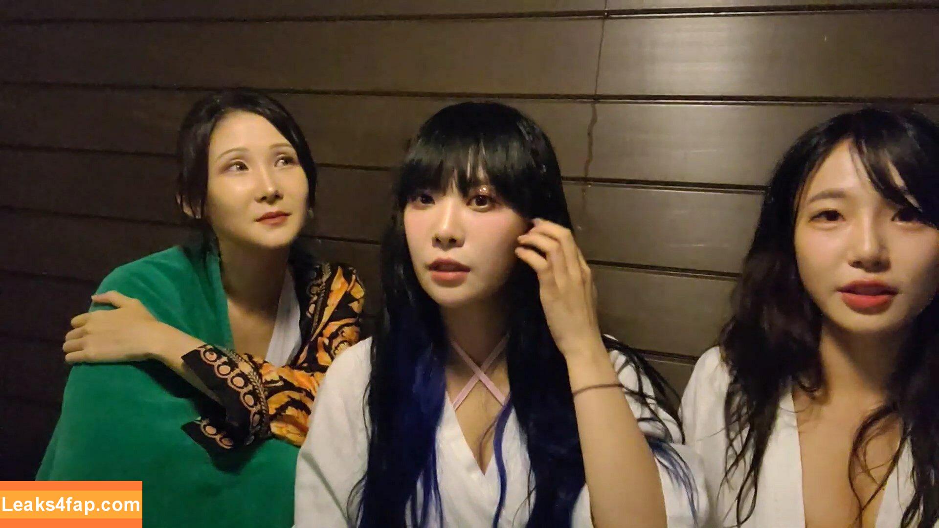 sooflower / soo_flower leaked photo photo #0077