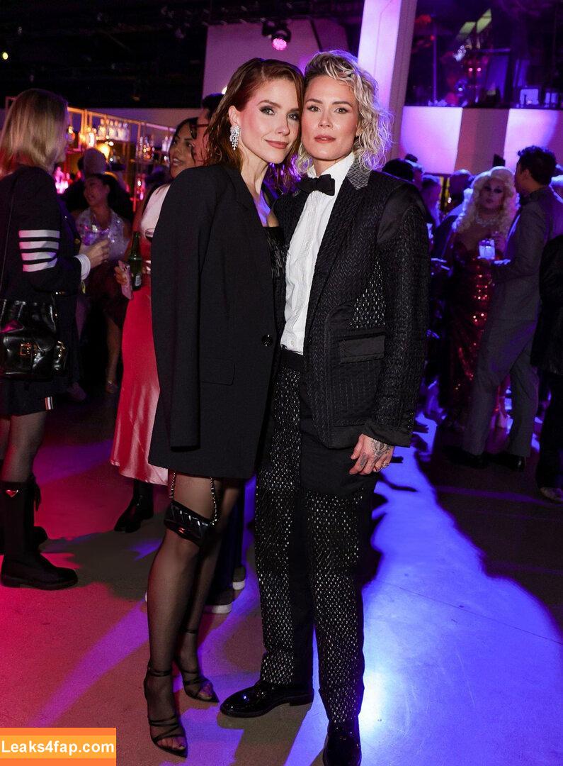 Sophia Bush / sophiabush leaked photo photo #0201