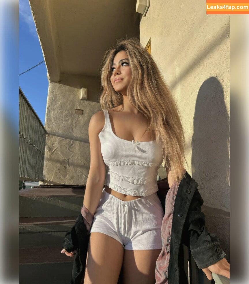 sophia.frutos /  leaked photo photo #0071