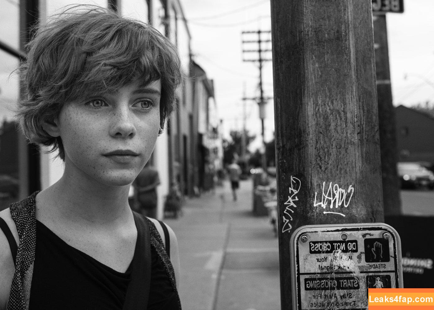 Sophia Lillis / sophialillis слитое фото фото #0066