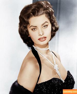 Sophia Loren photo #0006