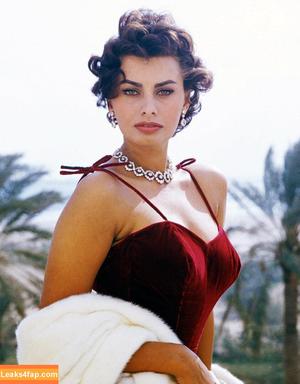 Sophia Loren photo #0007