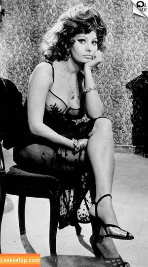 Sophia Loren photo #0019