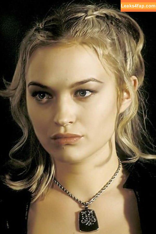 Sophia Myles / justmyless / therealsophiamyles leaked photo photo #0009