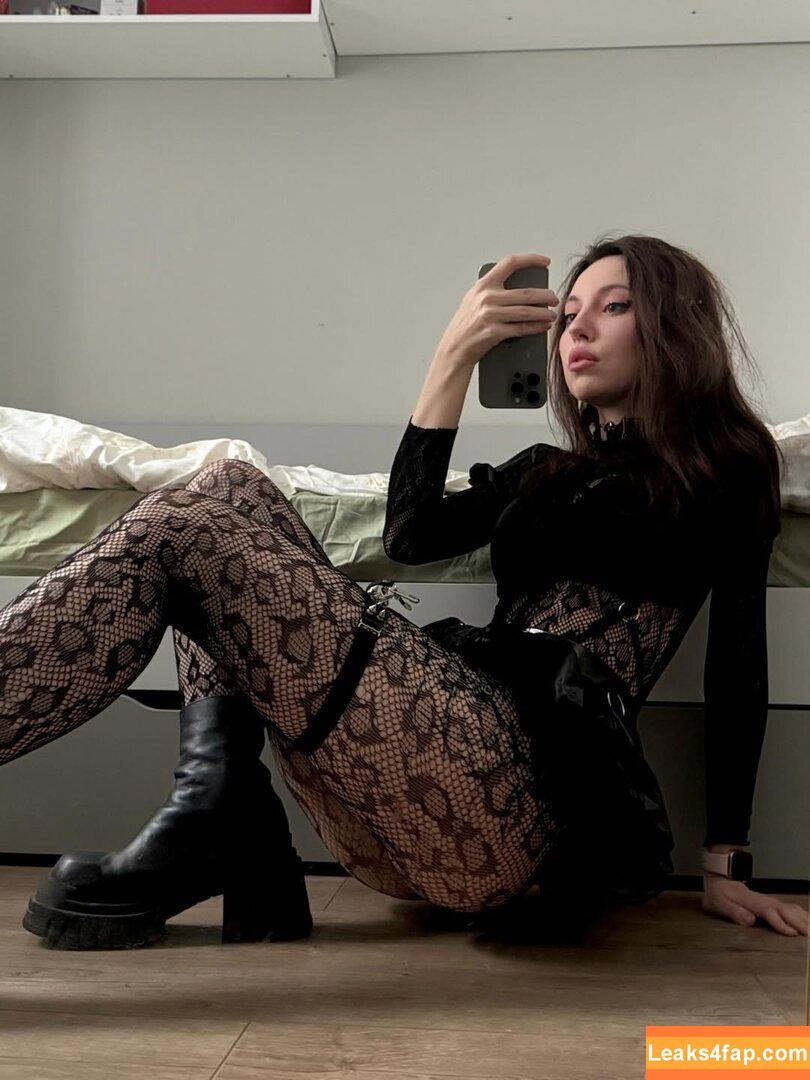 Sophia Volzhenskaia / sophia.volzhenskaia / volzhenskaia leaked photo photo #0384