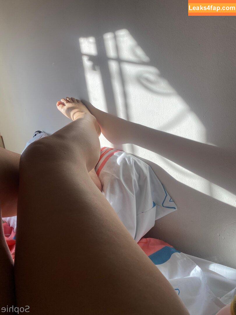 sophiaapink / sophiaa.pink leaked photo photo #0016
